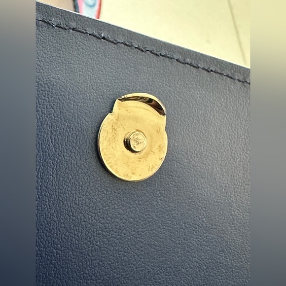 Off-White | Leather Jitney 0.5 Flap Bag - Picture 3 of 12